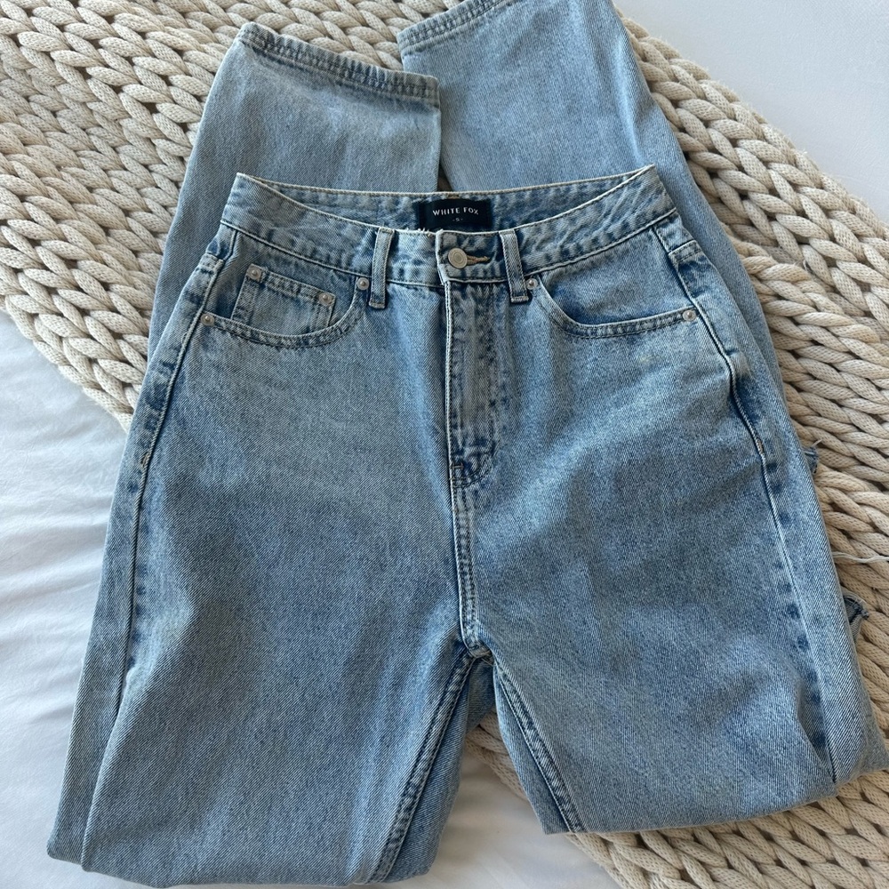 White Fox - She’s All That High Waisted Straight Leg Blue Jean